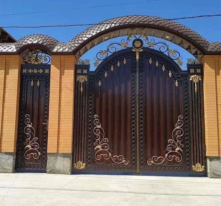 Кованые ворота с орнаментом, Сунжа, Ингушетия